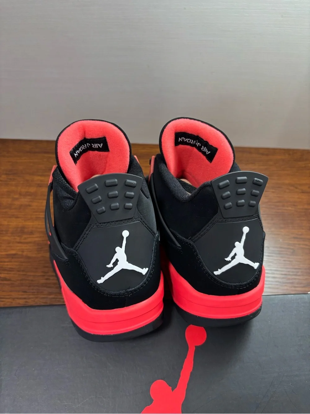 Jordan 4 Retro Red Thunder -Men’s Sleek Basketball Shoes Sneakers